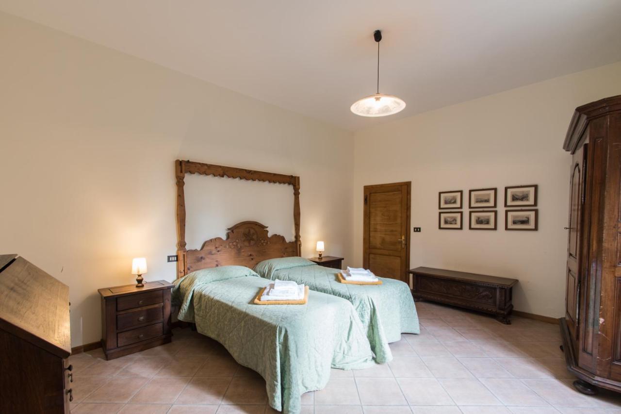 Casa Vacanze Villa Giusterna Monte Benichi Εξωτερικό φωτογραφία